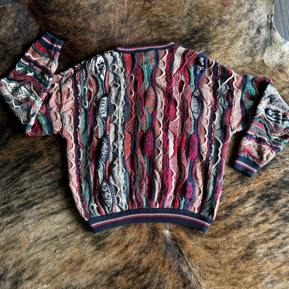 VTG 90’s Coogi Inspired Knit Crewneck Sweater - Picture 3 of 6